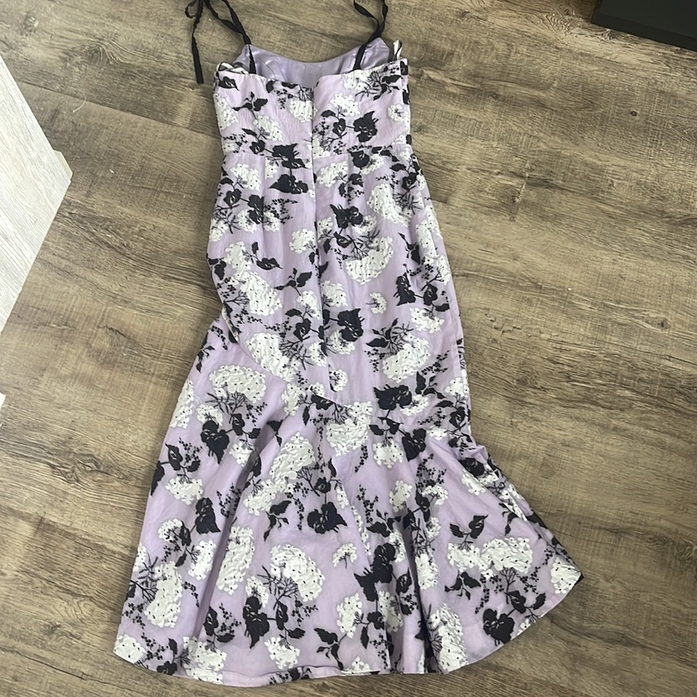 Monique Lhuillier Floral Jacquard Midi Dress - Picture 16 of 16